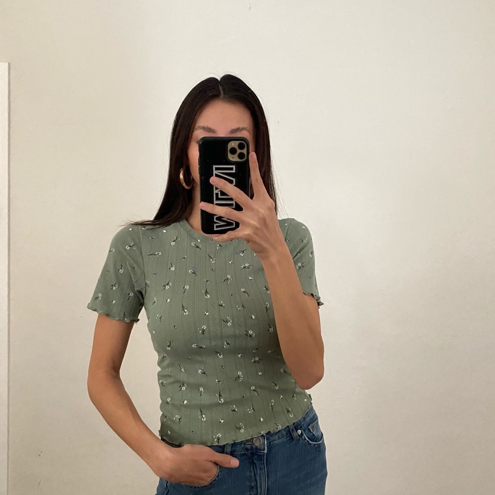 Cotton On tee